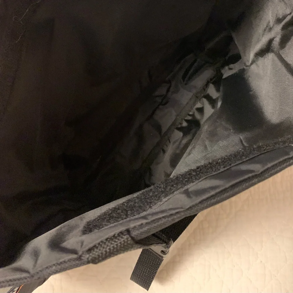 Simple Black and Gray Pet Travel Bag with Orange Accents